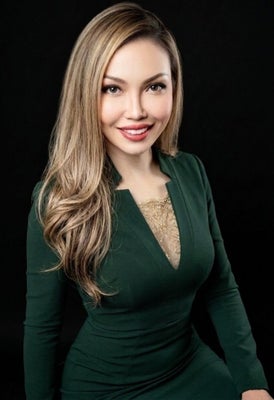 Portrait of Rachel Gubaton, Associate.